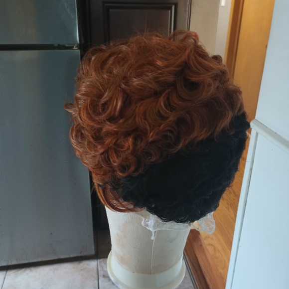 Bobbi Boss Nunu wig - Picture 3 of 8